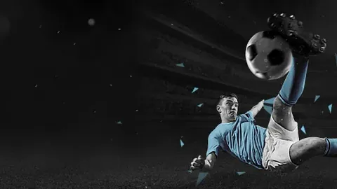 “AC米兰与国际米兰意甲激战战平 1-1比分均等”