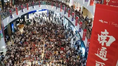 托莫里六场首发空缺，米兰恐现球员出走？体育新闻...